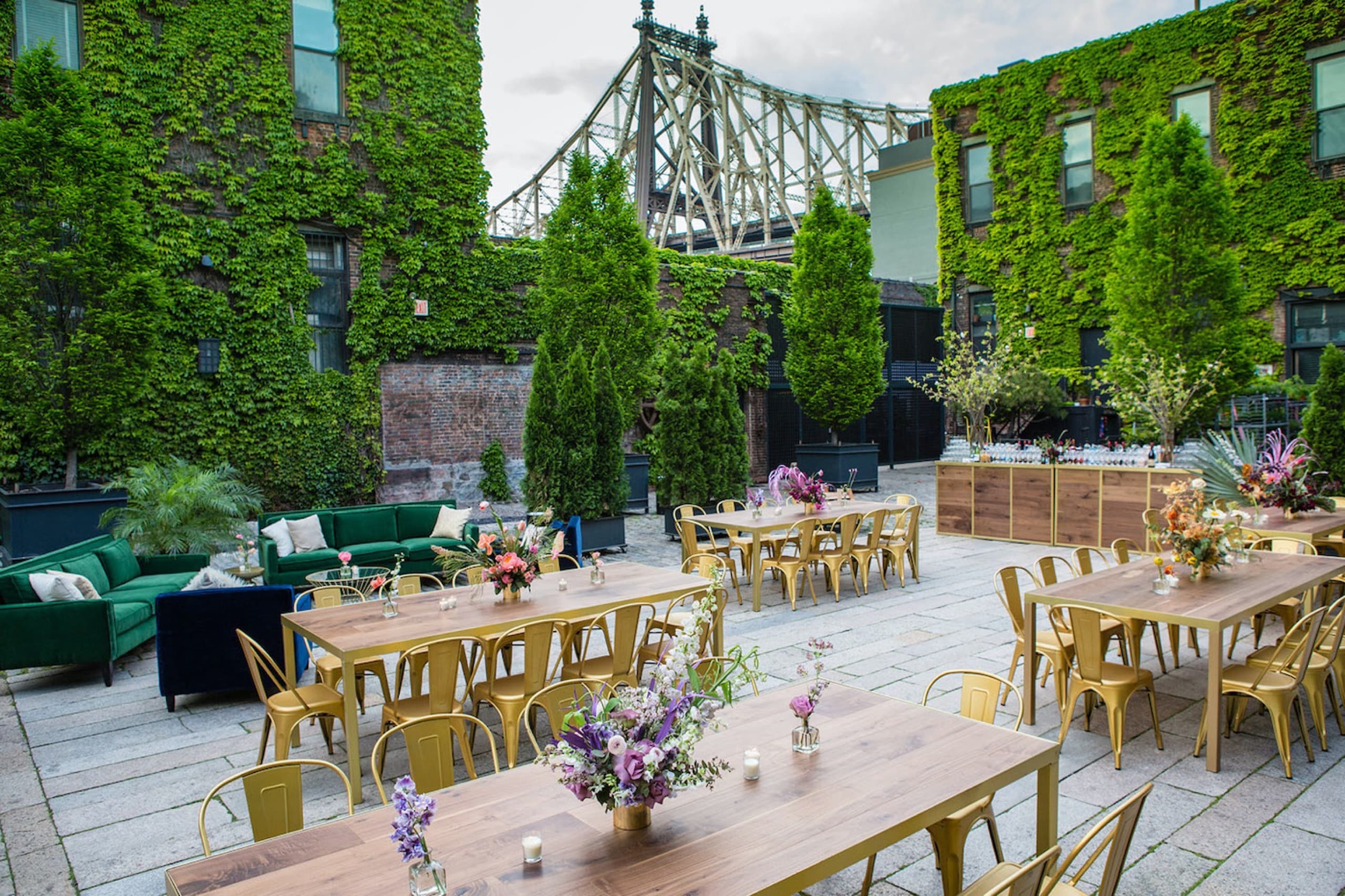 Rooftop reception with New York skyline